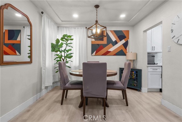 Detail Gallery Image 6 of 25 For 200 E Barclay St, Long Beach,  CA 90805 - 3 Beds | 1 Baths