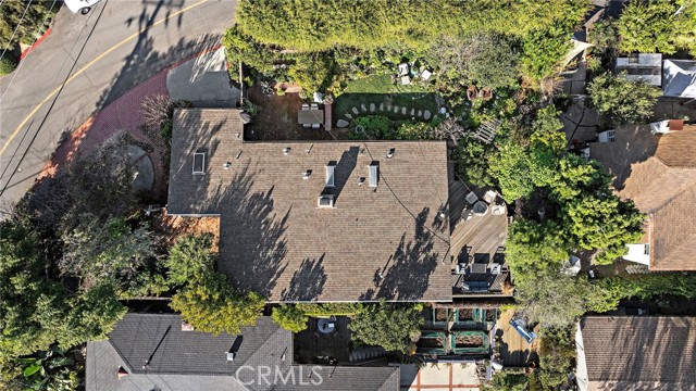 Detail Gallery Image 36 of 38 For 1511 Bluebird Canyon Dr, Laguna Beach,  CA 92651 - 3 Beds | 2 Baths