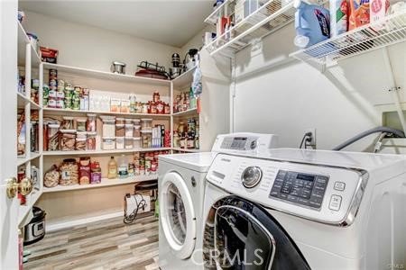 Detail Gallery Image 4 of 33 For 8982 Dahlia, Corona,  CA 92883 - 4 Beds | 2/1 Baths