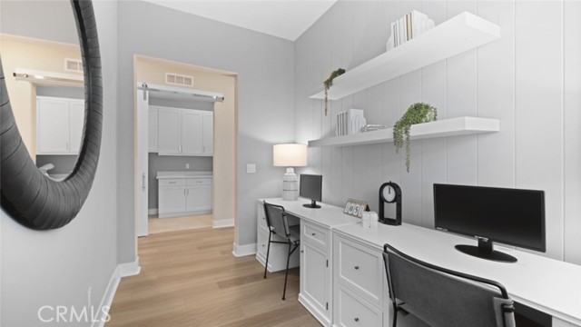Detail Gallery Image 24 of 31 For 29368 via Destello, Valencia,  CA 91354 - 3 Beds | 3/1 Baths