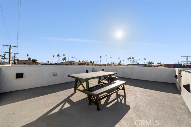171 Savona Walk, Long Beach CA: https://media.crmls.org/medias/2b167126-5b14-41ee-90a3-d2b08925a230.jpg