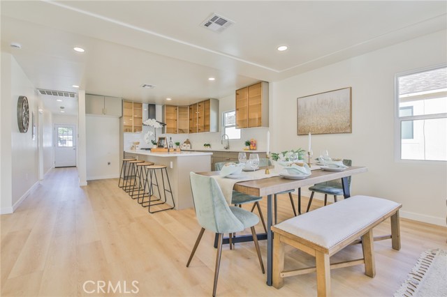 Detail Gallery Image 9 of 40 For 12035 Ramona, Hawthorne,  CA 90250 - 3 Beds | 3 Baths