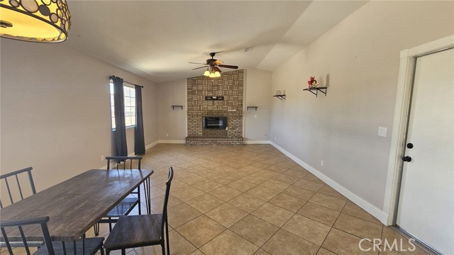 Detail Gallery Image 5 of 20 For 8473 Satinwood Ave, California City,  CA 93505 - 3 Beds | 2 Baths