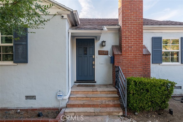 Detail Gallery Image 3 of 26 For 1241 Moncado Dr, Glendale,  CA 91207 - 3 Beds | 3 Baths
