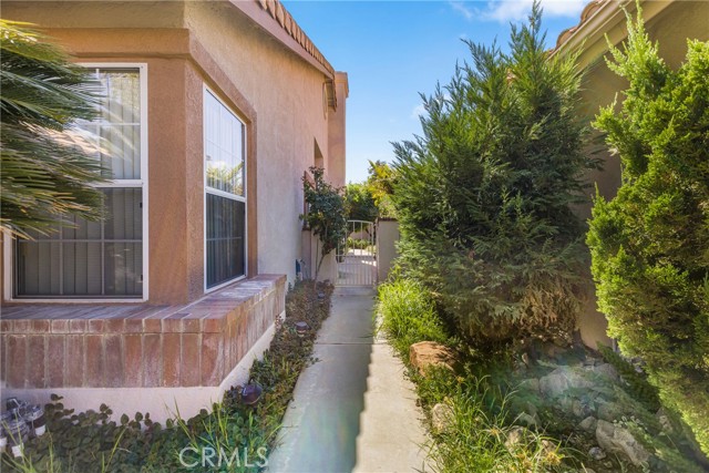 Detail Gallery Image 5 of 30 For 6036 Spanish Trail Cv, Banning,  CA 92220 - 2 Beds | 2 Baths