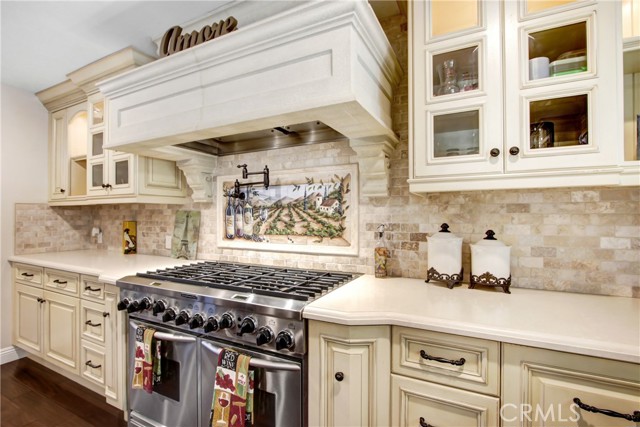 Detail Gallery Image 15 of 45 For 533 Woodhaven Ct, Upland,  CA 91786 - 4 Beds | 3/1 Baths