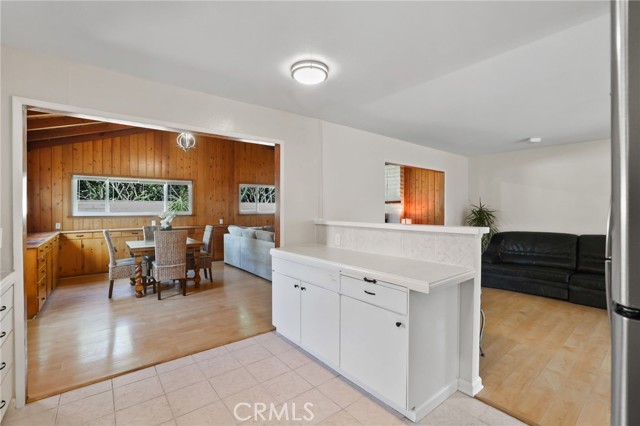 20071 Moontide Circle, Huntington Beach CA: https://media.crmls.org/medias/2b1869dd-76a6-4112-aa38-52e85abe7bad.jpg