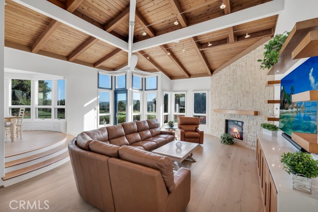 Detail Gallery Image 15 of 56 For 4514 Rayburn St, Westlake Village,  CA 91362 - 4 Beds | 4 Baths