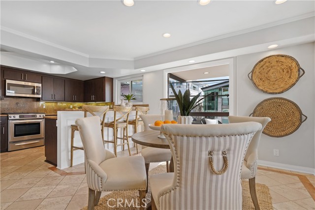 315 23rd Street, Manhattan Beach, California 90266, 3 Bedrooms Bedrooms, ,1 BathroomBathrooms,Residential,Sold,23rd Street,SB22006593