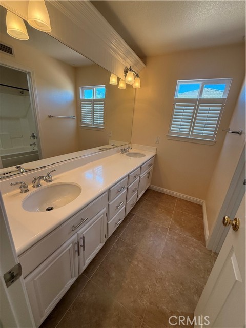 Detail Gallery Image 21 of 27 For 19211 Dandelion Ct, Riverside,  CA 92508 - 5 Beds | 3 Baths