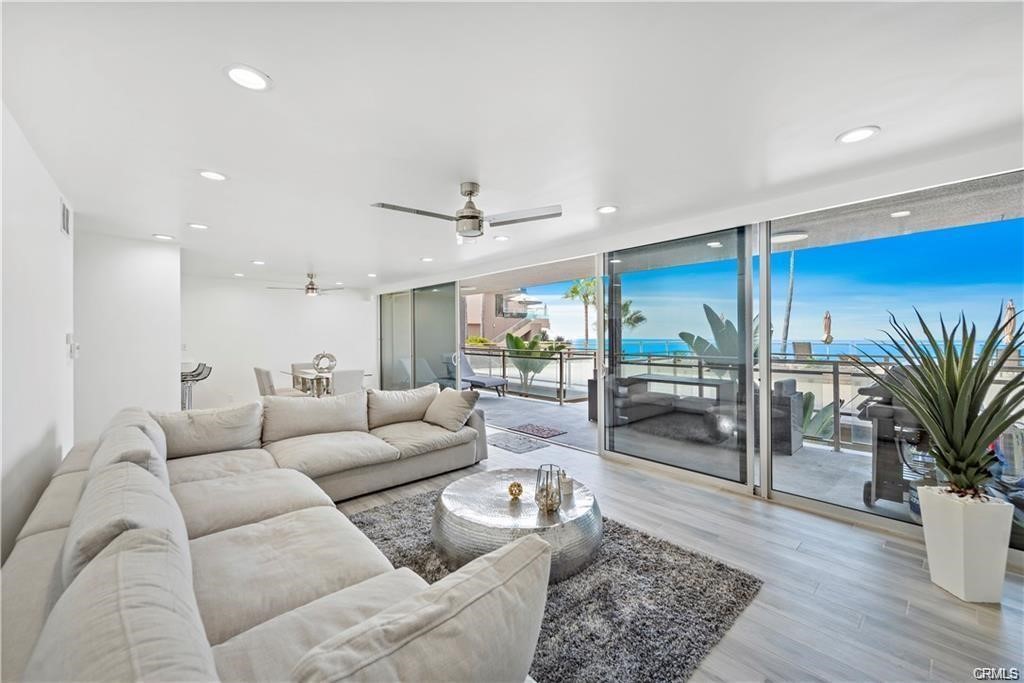 Detail Gallery Image 13 of 23 For 1585 S Coast #47,  Laguna Beach,  CA 92651 - 2 Beds | 2 Baths