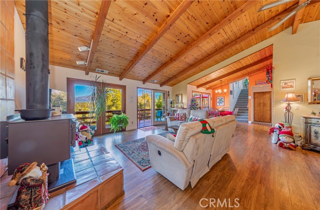 Detail Gallery Image 10 of 58 For 49803 Stillmeadow Ln, Oakhurst,  CA 93644 - 3 Beds | 2 Baths