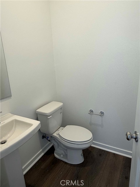 Detail Gallery Image 5 of 21 For 32879 Manhattan Ave, Winchester,  CA 92596 - 4 Beds | 2/1 Baths