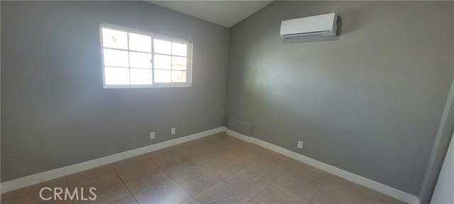 Detail Gallery Image 11 of 19 For 7722 Lankershim Ave 1a,  Highland,  CA 92346 - 2 Beds | 2 Baths