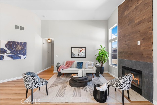 37011 Zinnia Street, Palmdale CA: https://media.crmls.org/medias/2b1c4050-51a6-4290-969c-7556e0ba97f3.jpg