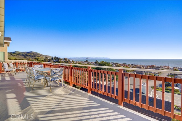 Detail Gallery Image 4 of 46 For 1010 Saint Mary Ave, Cayucos,  CA 93430 - 4 Beds | 3/1 Baths