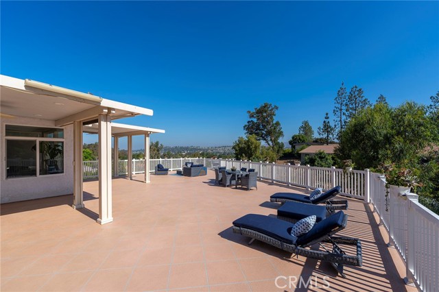 323 S Del Giorgio Road, Anaheim, CA, 92808 323 S Del Giorgio Road, Anaheim, CA, 92808
