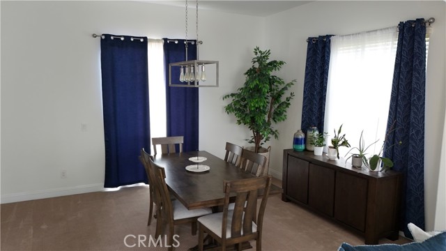 Detail Gallery Image 14 of 50 For 1732 Gamble Ln, Escondido,  CA 92029 - 4 Beds | 3 Baths