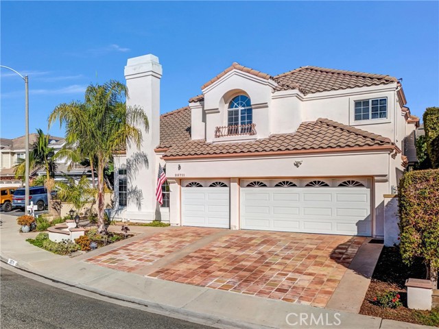 Detail Gallery Image 2 of 54 For 25711 Wood Brook Rd, Laguna Hills,  CA 92653 - 4 Beds | 2/1 Baths