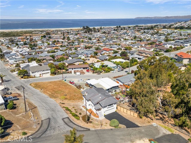 679 Elena Street, Morro Bay CA: https://media.crmls.org/medias/2b1e078f-8802-4e24-af31-f2ca28fb34a3.jpg