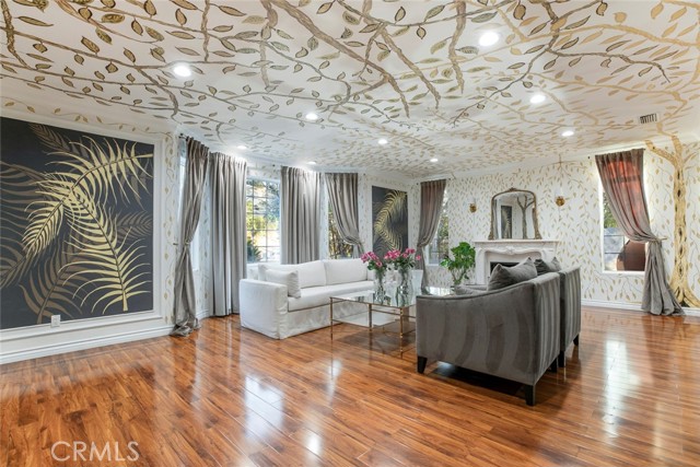 11417 Mount Gleason Avenue, Tujunga CA: https://media.crmls.org/medias/2b1ed2c4-25fe-4a58-addf-7565c19d1ee2.jpg