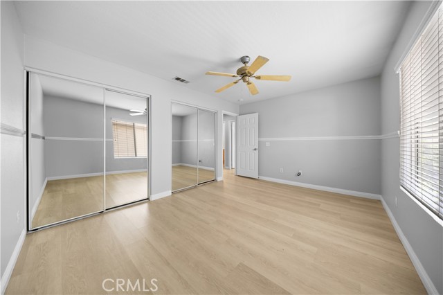 12337 Columbia Lane, Eastvale CA: https://media.crmls.org/medias/2b1f33b4-3990-476b-b4e8-14b848ab22dd.jpg