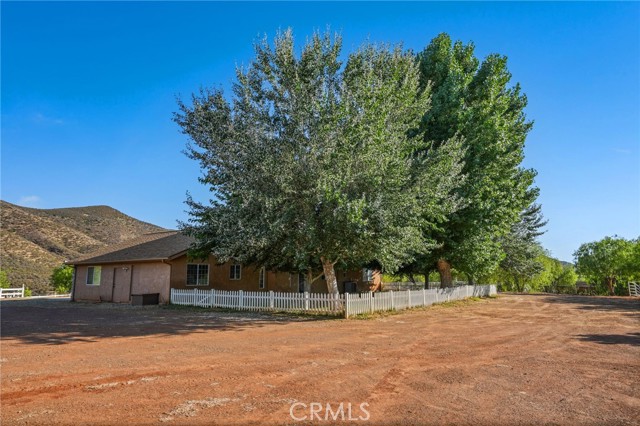 Detail Gallery Image 32 of 53 For 11709 Mint Canyon Rd, Agua Dulce,  CA 91390 - 3 Beds | 3 Baths
