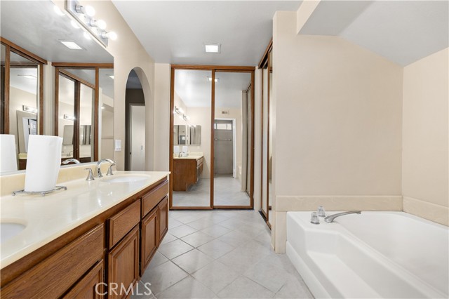 Detail Gallery Image 33 of 50 For 1000 Heaton Moor, Walnut,  CA 91789 - 4 Beds | 3 Baths