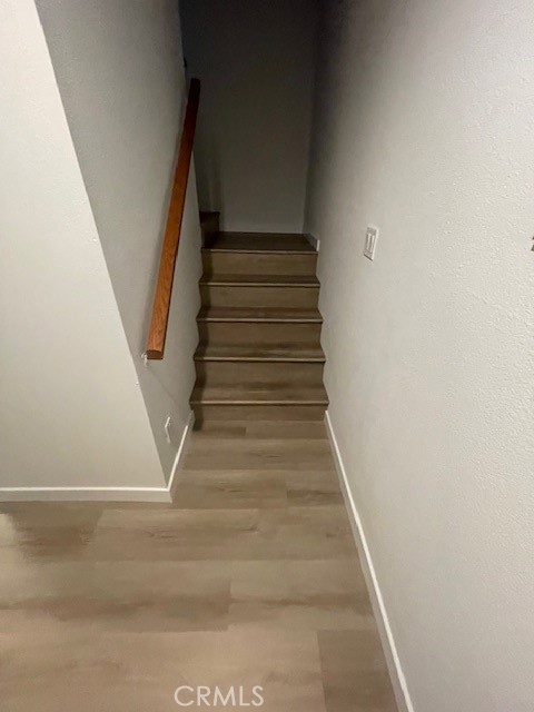 Detail Gallery Image 3 of 9 For 333 Myrtle, Glendale,  CA 91203 - 2 Beds | 2/1 Baths