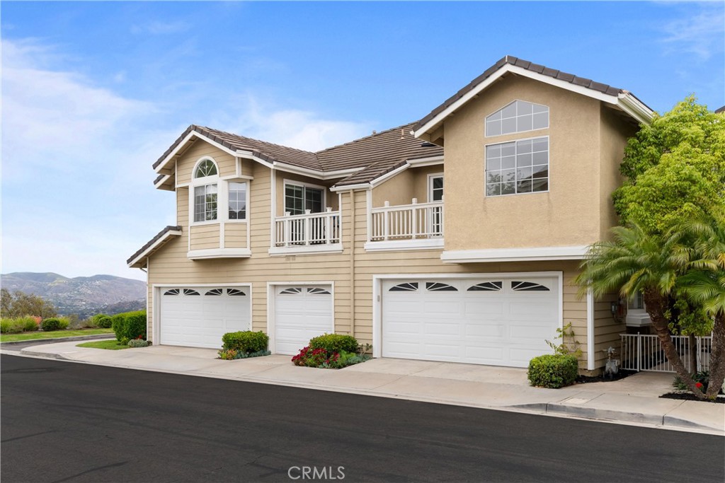 740 S Crown Pointe Drive