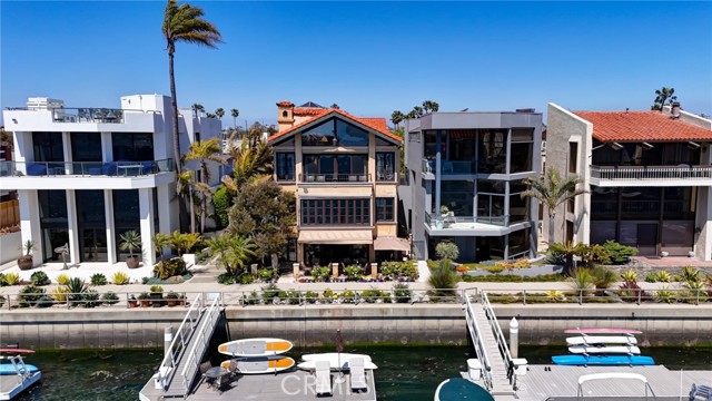 6048 Lido Lane, Long Beach CA: https://media.crmls.org/medias/2b223619-3b49-4a36-bbac-4a1a394ff2a7.jpg