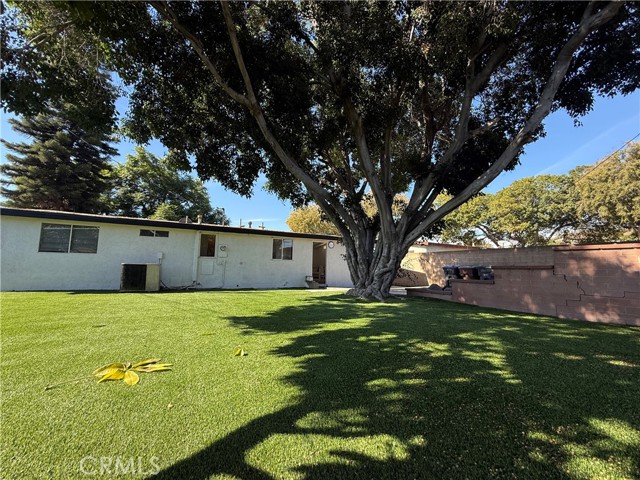 Detail Gallery Image 35 of 37 For 2540 W Picadilly Way, Anaheim,  CA 92801 - 3 Beds | 1/1 Baths