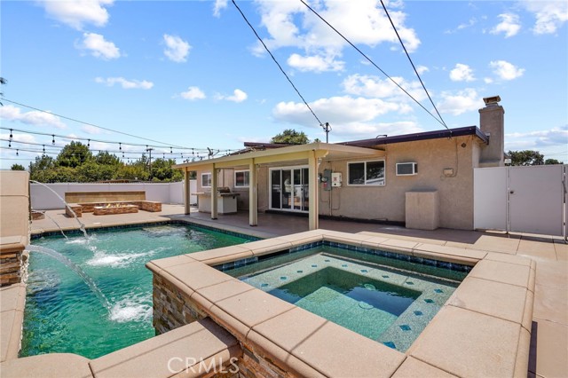 714 Via Antonio, Corona, CA 92882