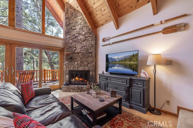 Detail Gallery Image 8 of 47 For 1240 Sheephorn Rd, Big Bear City,  CA 92314 - 3 Beds | 2 Baths