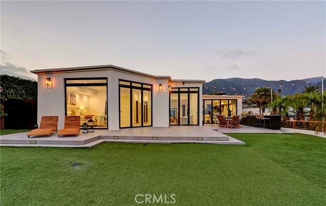 Detail Gallery Image 47 of 55 For 18300 Coastline Dr, Malibu,  CA 90265 - 4 Beds | 4 Baths