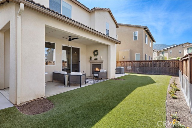 Detail Gallery Image 14 of 36 For 11514 Elderberry, Corona,  CA 92883 - 4 Beds | 3 Baths