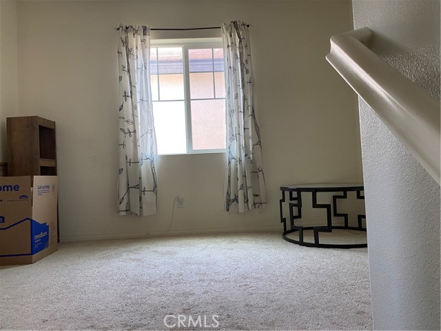 17620 Comfrey Drive, San Bernardino CA: https://media.crmls.org/medias/2b2857f0-6c53-4ea3-be7b-283a72617cc5.jpg