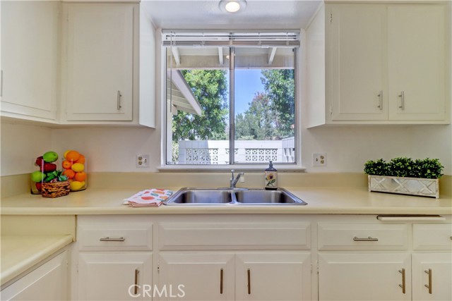 Detail Gallery Image 15 of 49 For 125 via Estrada #B,  Laguna Woods,  CA 92637 - 2 Beds | 1 Baths