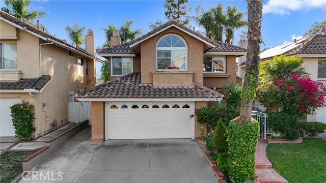 24256 Louisa Street, Laguna Hills CA: https://media.crmls.org/medias/2b2ab5be-b817-4aa9-96da-a769660d5cd2.jpg
