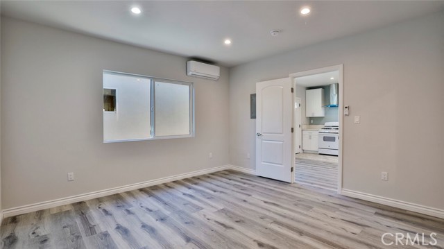 Detail Gallery Image 64 of 74 For 210 N Sparks St, Burbank,  CA 91506 - – Beds | – Baths