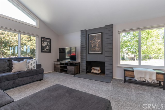 Detail Gallery Image 10 of 51 For 26712 via Alcala, Mission Viejo,  CA 92691 - 4 Beds | 2/1 Baths