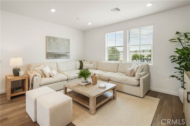 Detail Gallery Image 14 of 28 For 4827 E Beltramo Ranch Rd, Moorpark,  CA 93021 - 4 Beds | 3 Baths