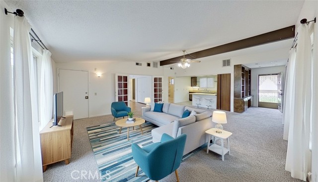 44133 28th W Street, Lancaster CA: https://media.crmls.org/medias/2b2bdce6-9e0f-4d14-b2ff-457f3b0d7502.jpg