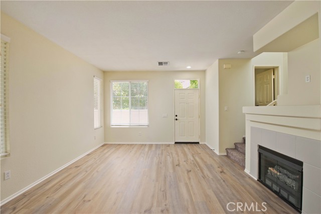 25773 Perlman Place, Stevenson Ranch CA: https://media.crmls.org/medias/2b2ebda9-d277-479a-bb20-04d940fc7853.jpg