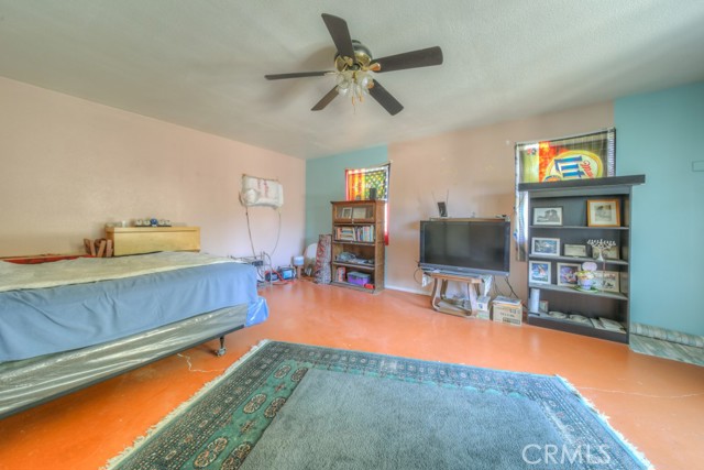 Detail Gallery Image 17 of 26 For 11557 Davis, Moreno Valley,  CA 92557 - 2 Beds | 1 Baths