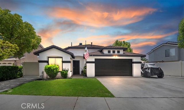 Detail Gallery Image 1 of 26 For 1327 Carriage Ln, Perris,  CA 92571 - 3 Beds | 2 Baths