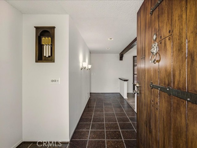 Detail Gallery Image 7 of 51 For 900 De Jur, Brea,  CA 92821 - 3 Beds | 2 Baths