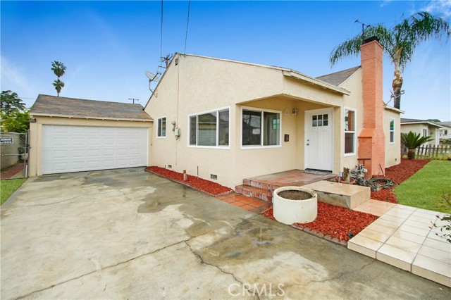 Detail Gallery Image 2 of 25 For 1063 E Kingsley Ave, Pomona,  CA 91767 - 3 Beds | 2 Baths