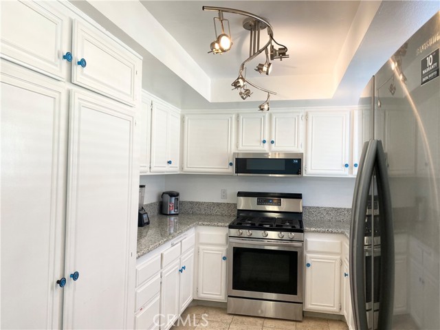 Detail Gallery Image 13 of 33 For 1450 W 146th Street #2,  Gardena,  CA 90247 - 2 Beds | 2/1 Baths