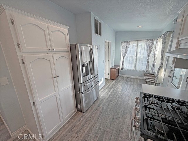 Detail Gallery Image 11 of 46 For 1205 Cypress #144,  San Dimas,  CA 91773 - 4 Beds | 2 Baths